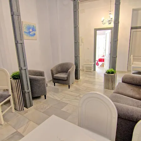 Low Cost Rooms Teatro Homestay Malaga