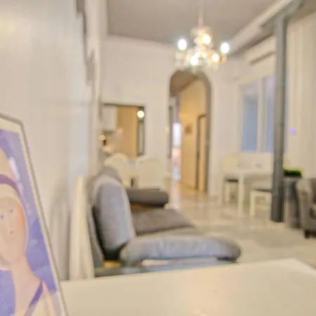 Low Cost Rooms Teatro